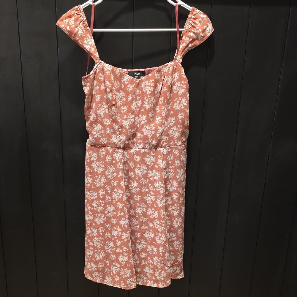 Trixxi Peach Floral Mini Dress